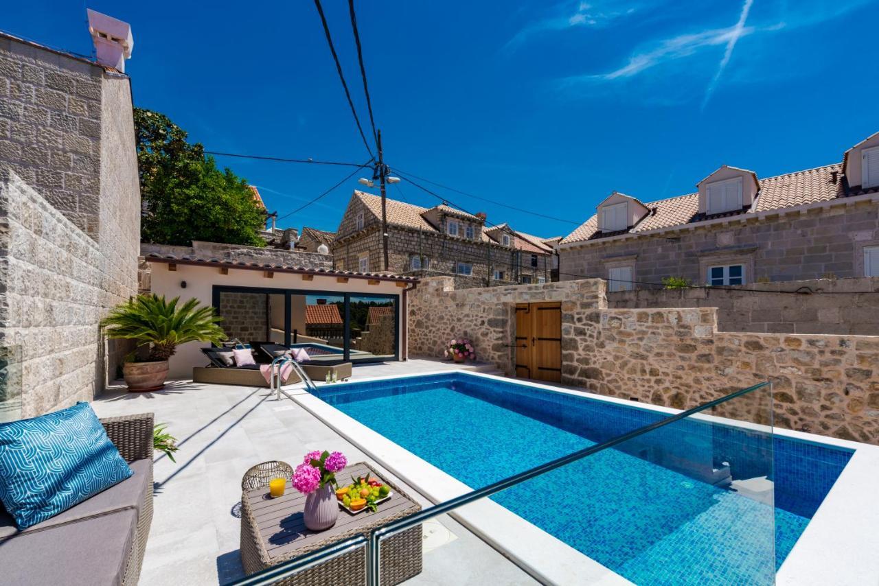 Villa Luigi With A Pool Кавтат Екстериор снимка
